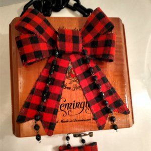 Original Suenos de Saundra Upcycled Hemingway Cigar Box Purse